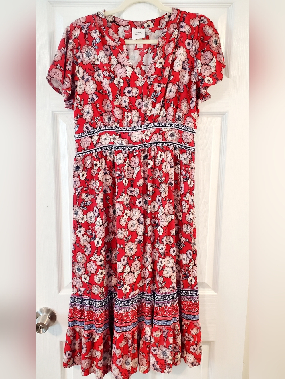 Knox Rose Red Floral Midi Dress with V-Neck and Patterned Hem